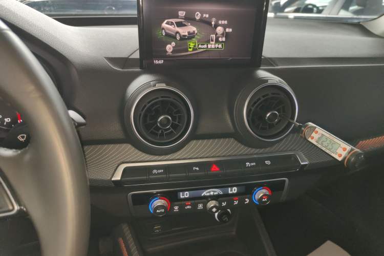 Used Audi Q2L 2020 35 TFSI Fashionable and Elegant Model Audio And AC Panel
