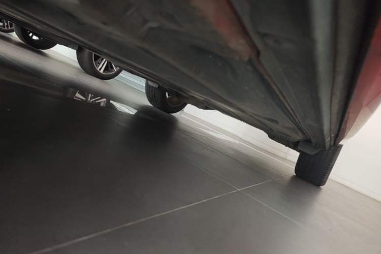 Used Audi Q2L 2020 35 TFSI Fashionable and Elegant Model Chassis Front Left