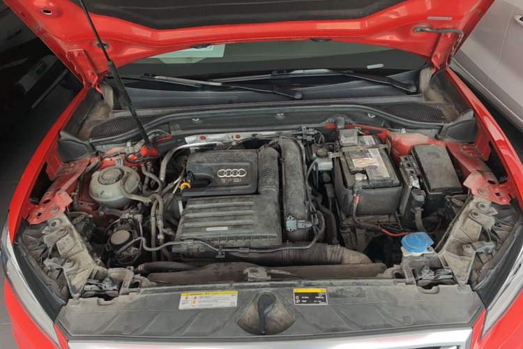Used Audi Q2L 2020 35 TFSI Fashionable and Elegant Model Engine Bay