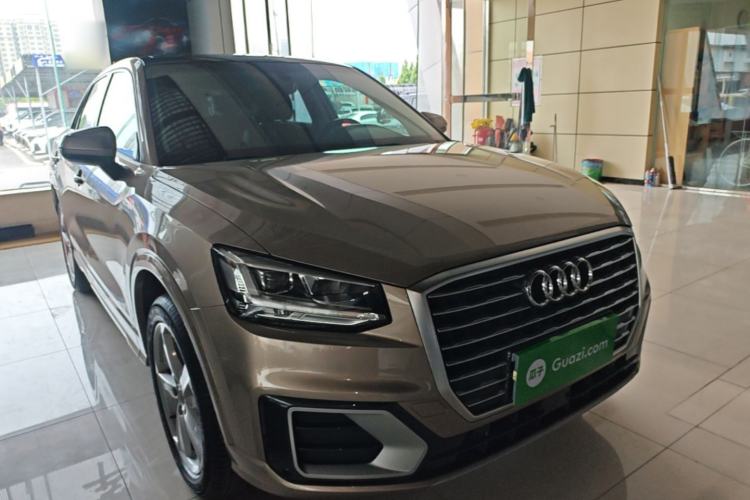 Used Audi Q2L 2020 35 TFSI Fashionable and Elegant Model Front Right 45 Deg