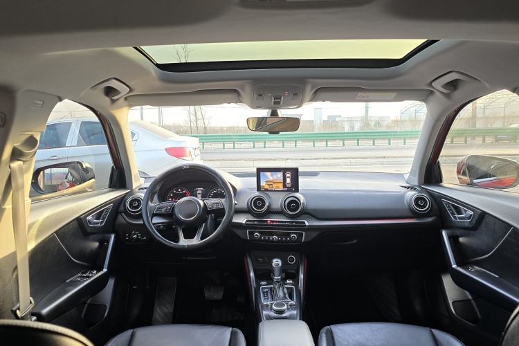 Used Audi Q2L 2020 35 TFSI Fashion Dynamic Model Interior 3