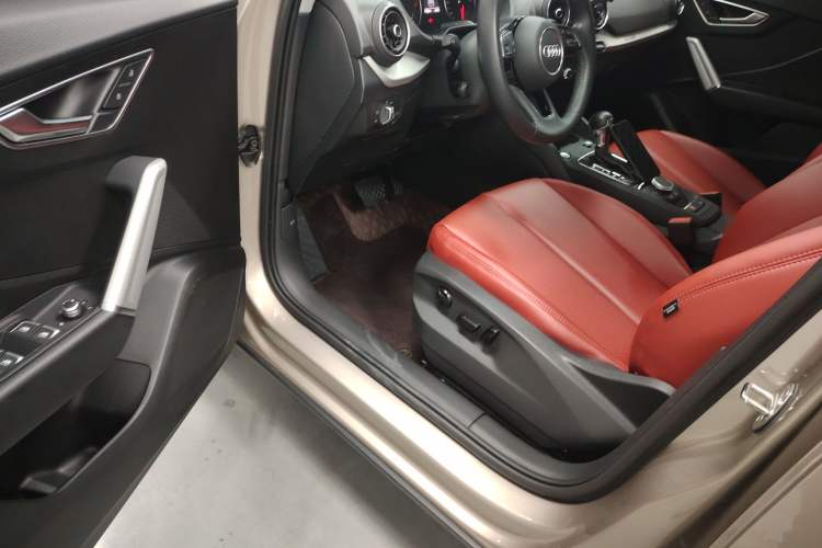 Used Audi Q2L 2020 35 TFSI Ambition Dynamic Edition Interior 3