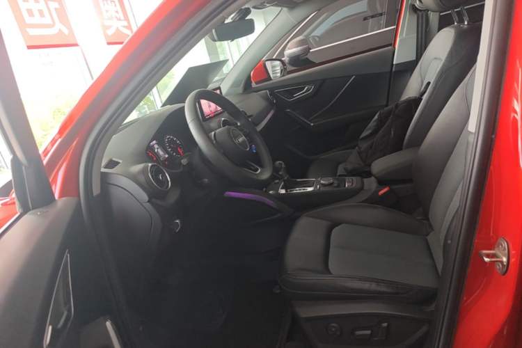 Used Audi Q2L 2020 35 TFSI Fashionable and Elegant Model Left Front Seat