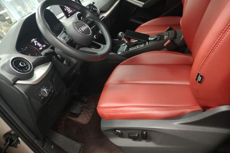 Used Audi Q2L 2020 35 TFSI Ambition Dynamic Edition Left Front Seat