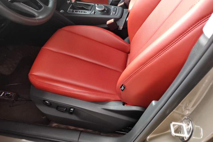Used Audi Q2L 2020 35 TFSI Ambition Dynamic Edition Left Front Seat