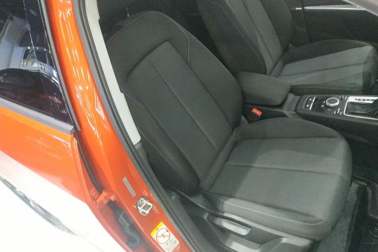 Used Audi Q2L 2020 35 TFSI Ambition Dynamic Edition Right Front Seat