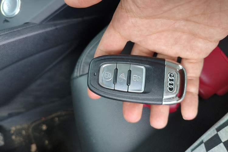 Used Audi Q2L 2020 35 TFSI Ambition Dynamic Edition Vehicle Key
