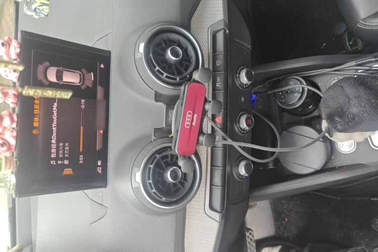 Used Audi Q2L 2021 35 TFSI Progressive Dynamic Edition Audio And AC Panel