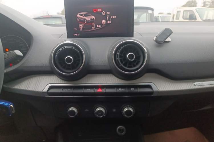 Used Audi Q2L 2021 35 TFSI Progressive Dynamic Edition Audio And AC Panel