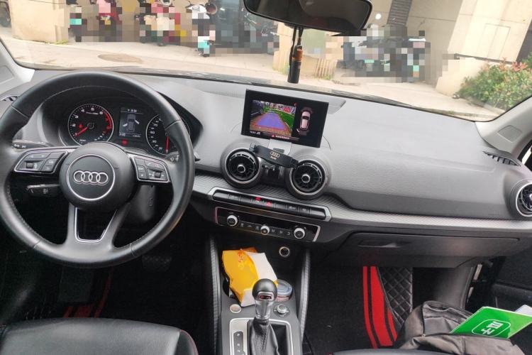 Used Audi Q2L 2021 35 TFSI Fashion Dynamic Model Center Console