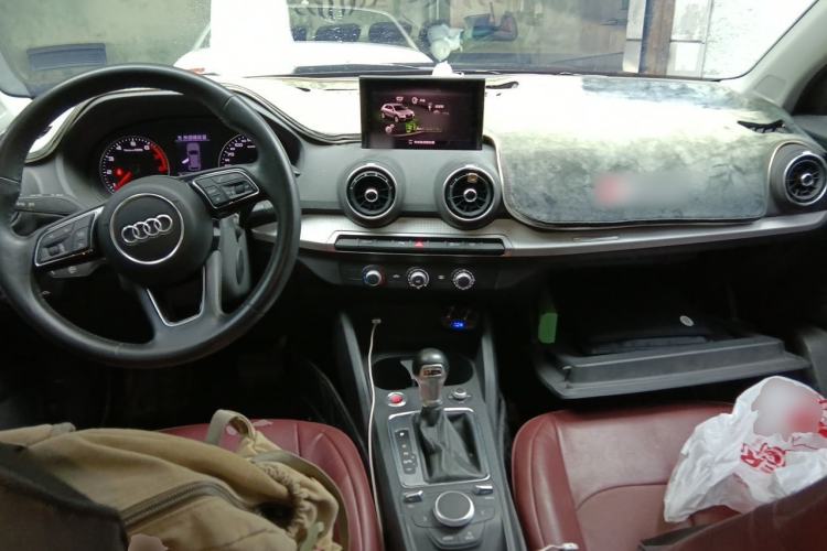 Used Audi Q2L 2021 35 TFSI Progressive Dynamic Edition Center Console