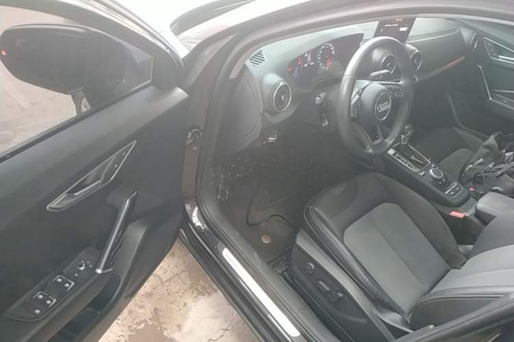 Used Audi Q2L 2021 35 TFSI Fashionable and Elegant Model Driver Seat