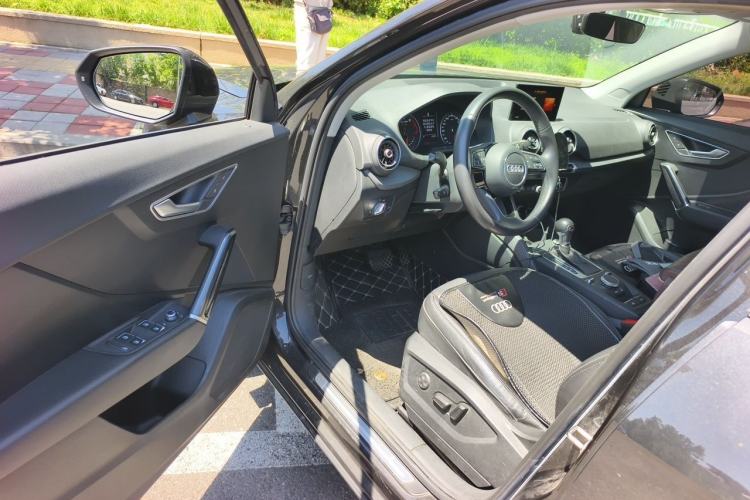 Used Audi Q2L 2021 35 TFSI Fashionable and Elegant Model Driver Seat