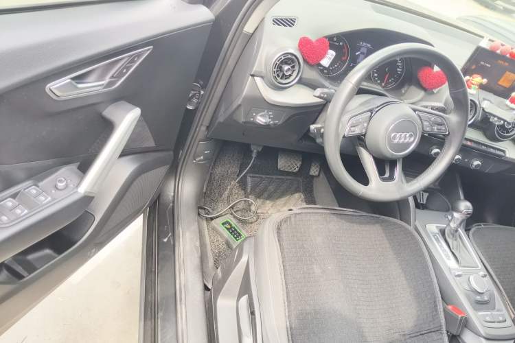 Used Audi Q2L 2021 35 TFSI Progressive Dynamic Edition Driver Seat