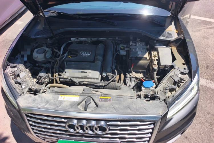 Used Audi Q2L 2021 35 TFSI Fashionable and Elegant Model Engine Bay
