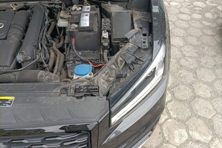 Used Audi Q2L 2021 35 TFSI Progressive Dynamic Edition Engine Bay Left