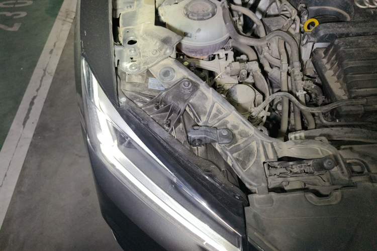 Used Audi Q2L 2021 35 TFSI Progressive Dynamic Edition Engine Bay Right