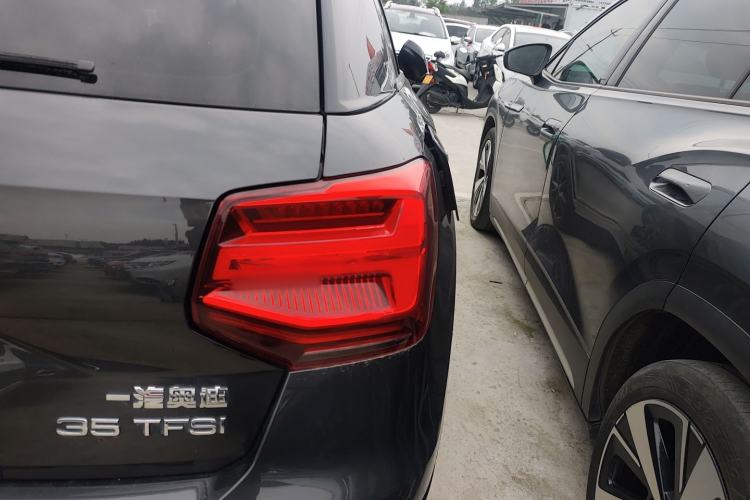 Used Audi Q2L 2021 35 TFSI Progressive Dynamic Edition Exterior 3
