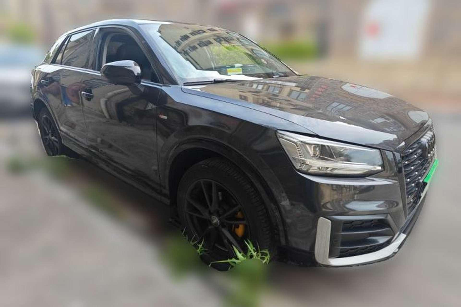 Used Audi Q2L 2021 35 TFSI Fashion Dynamic Model Front Right 45 Deg