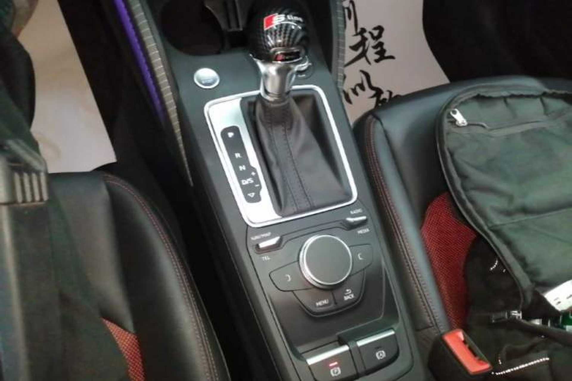 Used Audi Q2L 2021 35 TFSI Fashion Dynamic Model Gear Lever