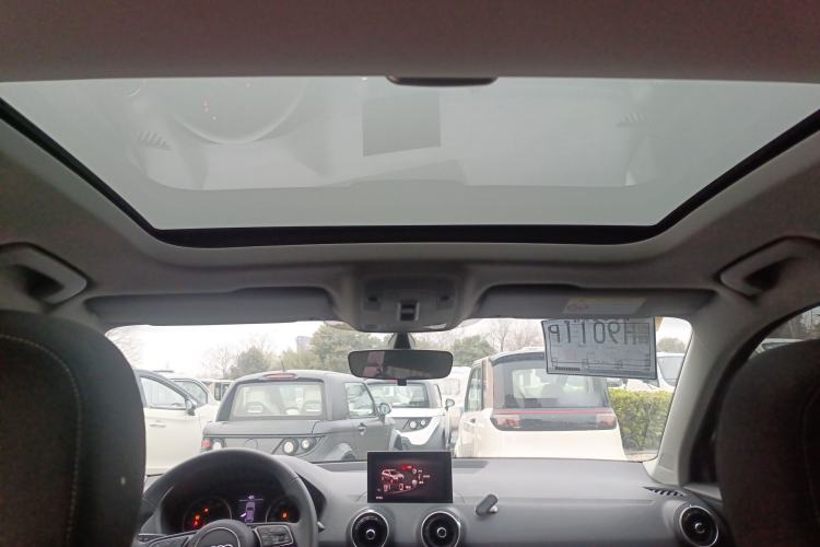 Used Audi Q2L 2021 35 TFSI Progressive Dynamic Edition Headliner