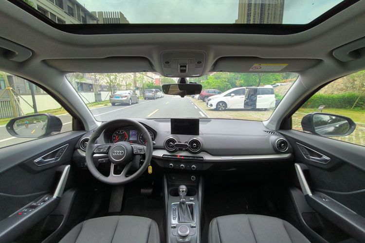 Used Audi Q2L 2021 35 TFSI Progressive Dynamic Edition Interior 2