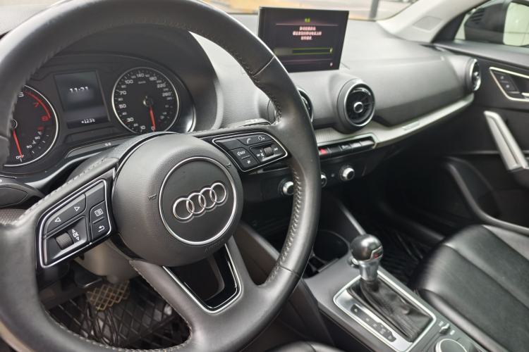 Used Audi Q2L 2021 35 TFSI Progressive Dynamic Edition Interior 3