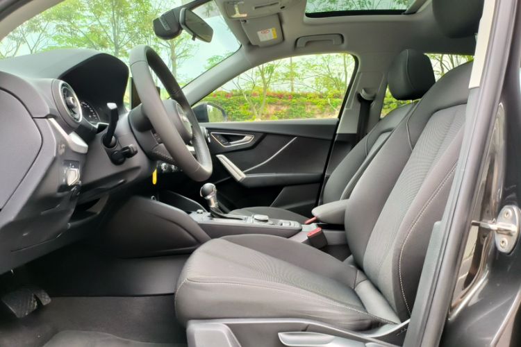 Used Audi Q2L 2021 35 TFSI Progressive Dynamic Edition Interior 3