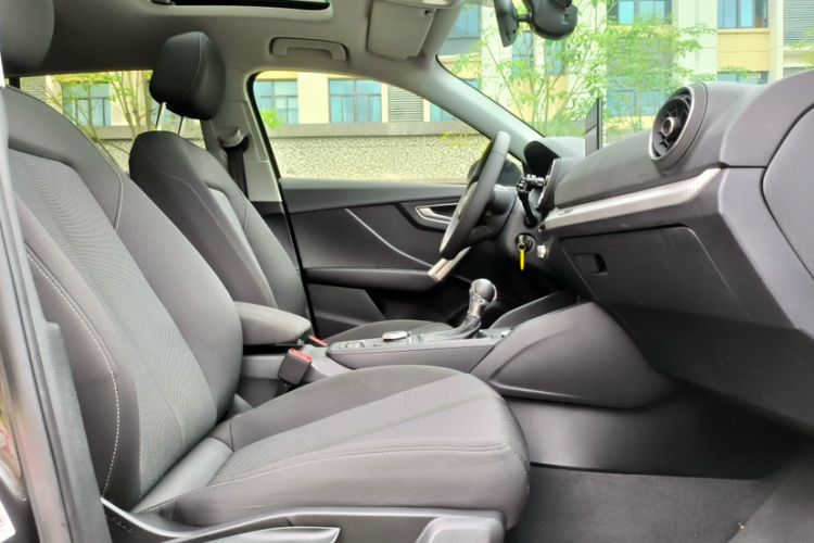 Used Audi Q2L 2021 35 TFSI Progressive Dynamic Edition Interior 5