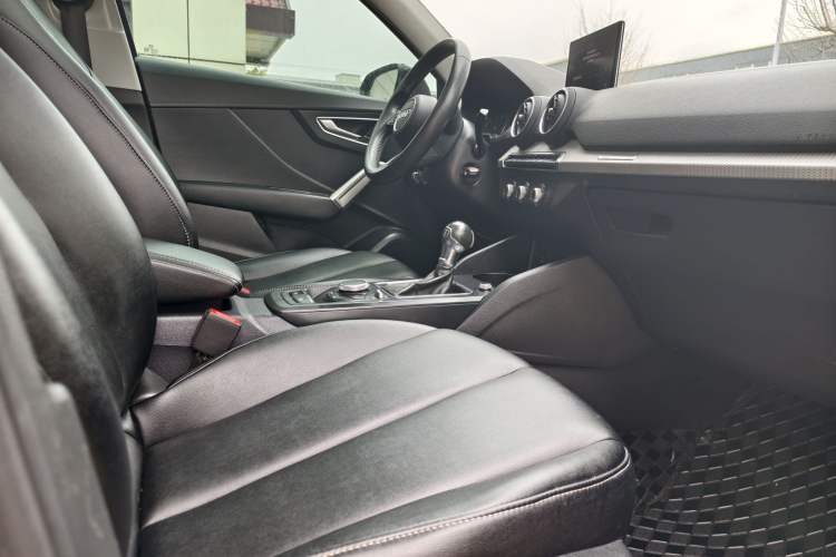 Used Audi Q2L 2021 35 TFSI Progressive Dynamic Edition Interior 8