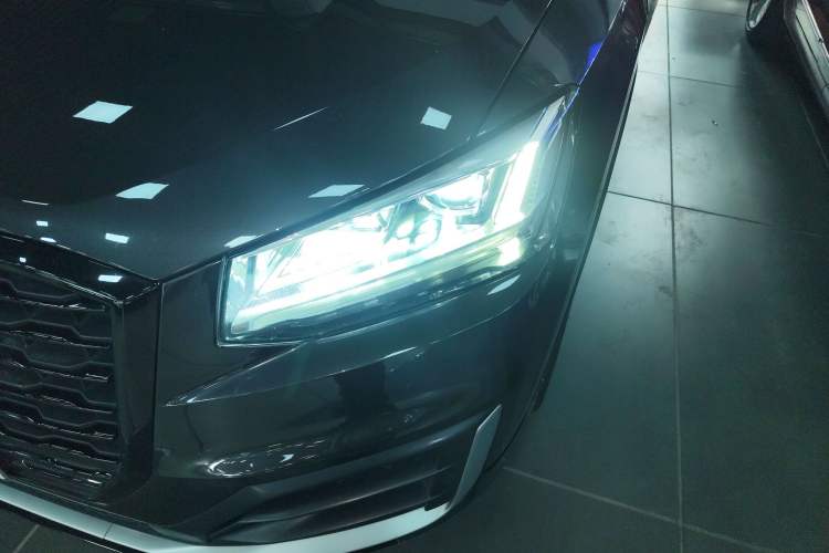 Used Audi Q2L 2021 35 TFSI Progressive Dynamic Edition Left Front Headlight