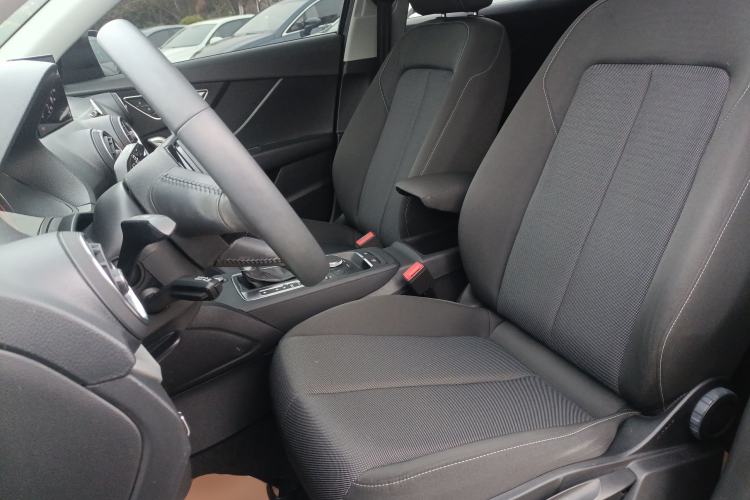 Used Audi Q2L 2021 35 TFSI Progressive Dynamic Edition Left Front Seat