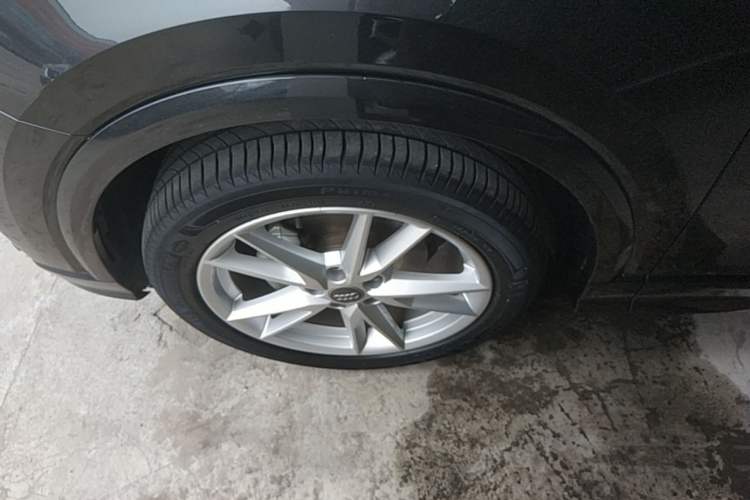 Used Audi Q2L 2021 35 TFSI Fashionable and Elegant Model Left Front Wheel Hub