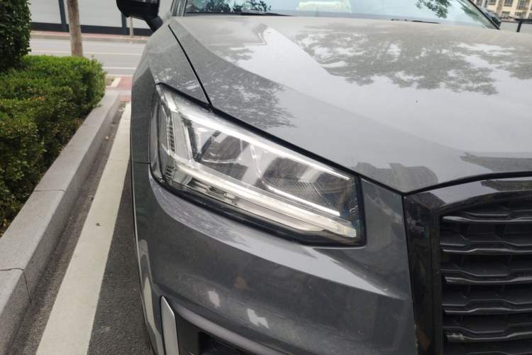 Used Audi Q2L 2021 35 TFSI Progressive Dynamic Edition Right Front Headlight