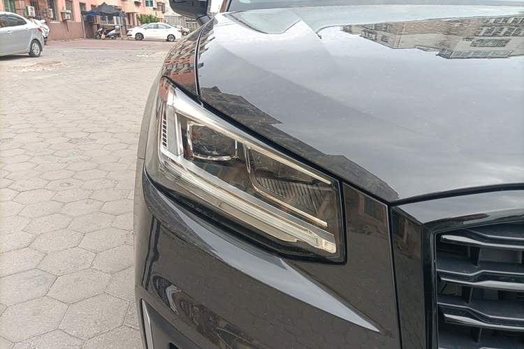 Used Audi Q2L 2021 35 TFSI Progressive Dynamic Edition Right Front Headlight
