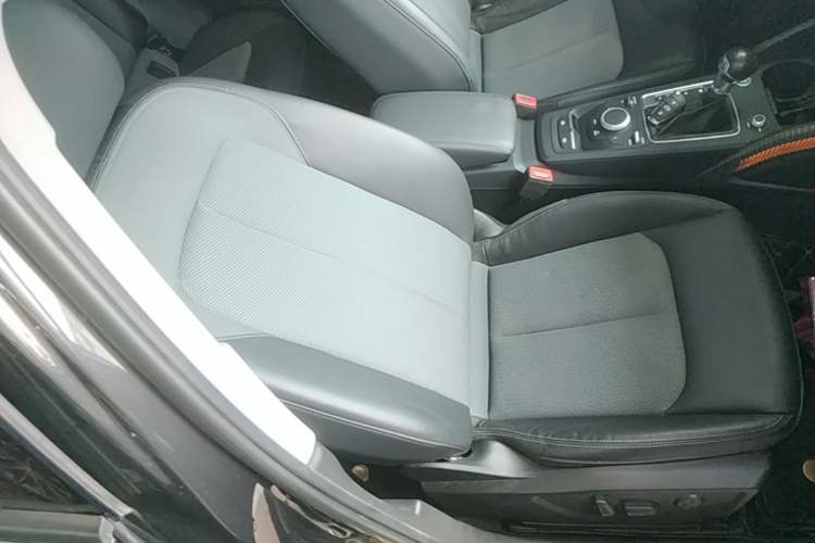 Used Audi Q2L 2021 35 TFSI Fashionable and Elegant Model Right Front Seat