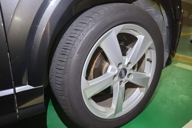 Used Audi Q2L 2021 35 TFSI Fashionable and Elegant Model Right Front Wheel Hub