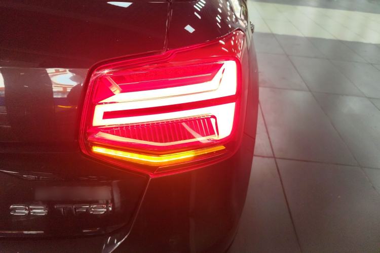 Used Audi Q2L 2021 35 TFSI Progressive Dynamic Edition Right Rear Taillight