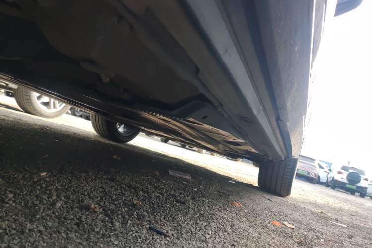 Used Audi Q2L 2021 35 TFSI Progressive Dynamic Edition Right Side Sill