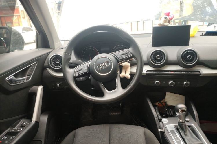 Used Audi Q2L 2021 35 TFSI Progressive Dynamic Edition Steering Wheel