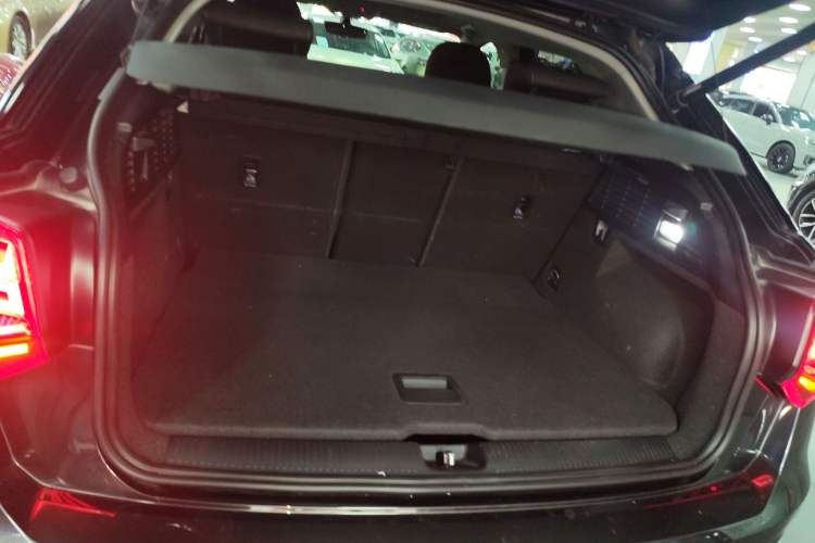 Used Audi Q2L 2021 35 TFSI Progressive Dynamic Edition Trunk