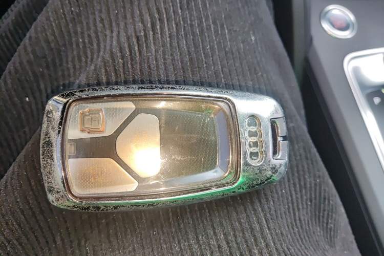 Used Audi Q2L 2021 35 TFSI Progressive Dynamic Edition Vehicle Key