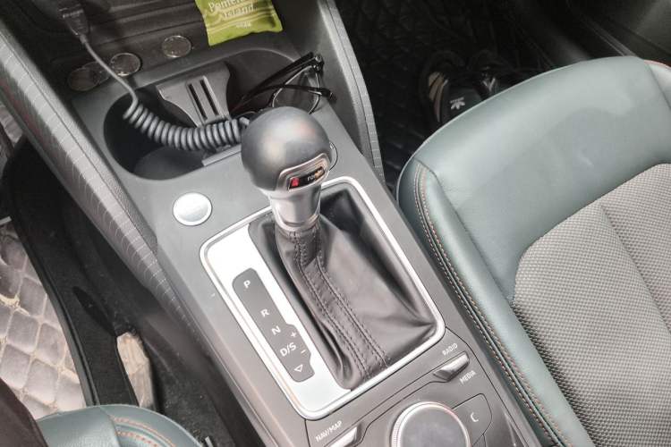 Used Audi Q2L 2021 35 TFSI Fashionable and Elegant Model Vehicle Key