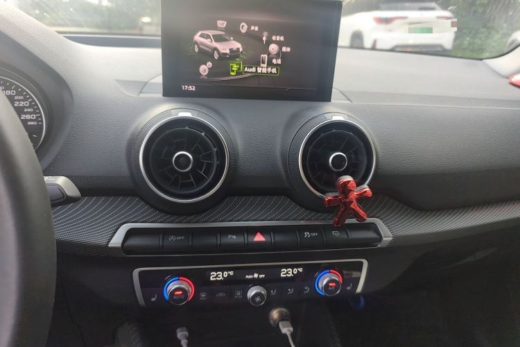 Used Audi Q2L 2021 35 TFSI Fashion Dynamic Model Audio And AC Panel