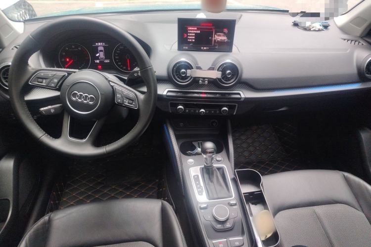 Used Audi Q2L 2021 35 TFSI Fashion Dynamic Model Center Console