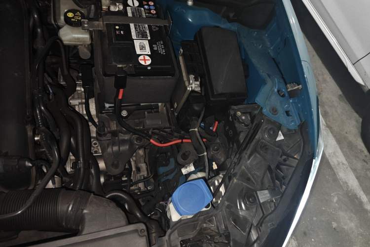 Used Audi Q2L 2021 35 TFSI Progressive Dynamic Edition Engine Bay Left