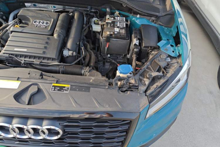 Used Audi Q2L 2021 35 TFSI Progressive Dynamic Edition Engine Bay Left