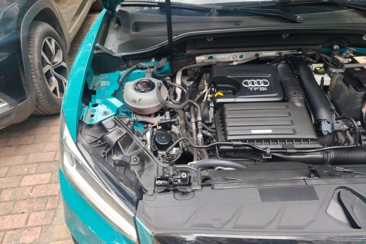 Used Audi Q2L 2021 35 TFSI Fashion Dynamic Model Engine Bay Right