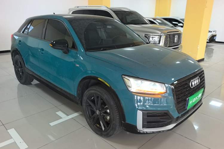Used Audi Q2L 2021 35 TFSI Fashion Dynamic Model Front Right 45 Deg