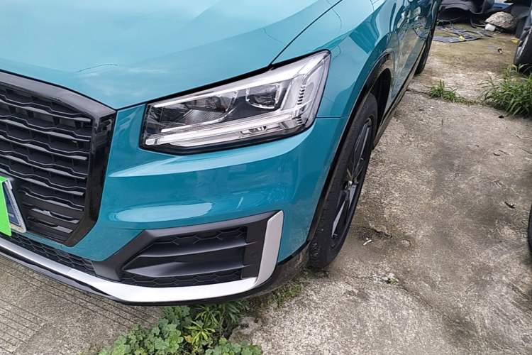 Used Audi Q2L 2021 35 TFSI Progressive Dynamic Edition Left Front Headlight